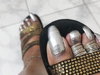 My hawt lengthy sharp silver toenails