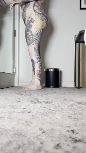 Piggymouth British Slut Gives GWAK GWAK