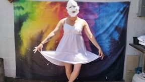 Pied in my dress