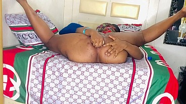 Nasty pearl1~ Ebony pastor wife was so horny and came back home to fuck her slimy holes and squirts