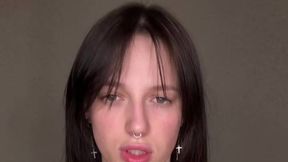 Community Member @emmyelfie @Sucking Tits and #Solo #Sexy #Nude #Natural Big Tits hot gratis film | Tik.Porn