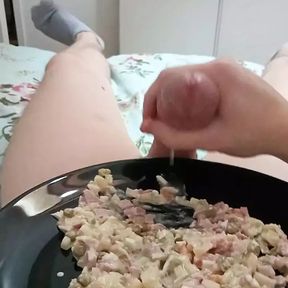 Big Cock Cums on Salad! Very Big Cumshot!