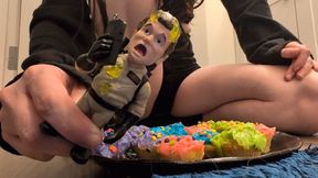 Giantess Stuffing Tiny with Cake and Toilet Flush Bath