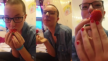 Sexy strawberry eating ;) I'd just got to Willow's after a shoot (hence the make-up, nails, and no collar!) and we were chill...