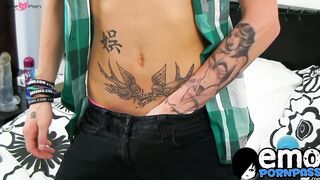 Ink-Drenched Hunk Jacks Off While Anal Play with Dildo
