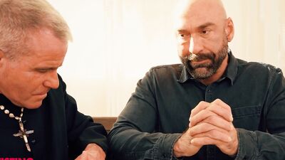 Drew Sebastian and his mate are enjoying in hard core anal fisting