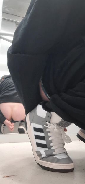 Husband with big cock in elevator inserts butt plug into his tight virgin ass, just remember this secret
