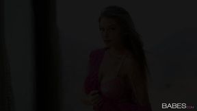 Babes - Amber Sym in a sexy and sensual striptease