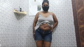 Desi girl shower romm