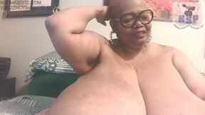 NORMA STITZ ID A MUSCLE QUEEN NICE HAIRY KAT