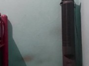 Me masturbó estando muy caliente solo en mi casa