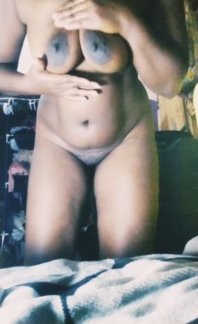Biggest boobs and ass , African girl twerking in her bedroom naked