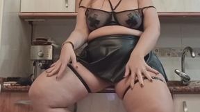 Joy sexy kitchen