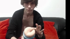 TXXXMStudios.com: Twink wants hard nailining