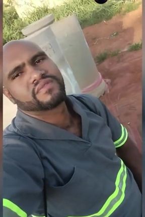 Alone at the Construction Site, I Always Secretly Masturbate.