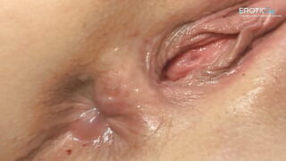 Amatööri tiukka pillu MILF Jamie Tyler vitun omasta takapuolesta