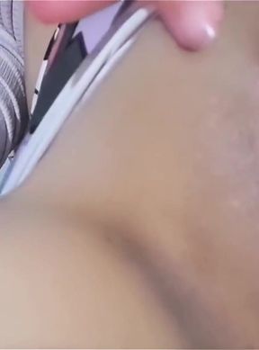 Colombian Woman in Homemade Video Likes Cock