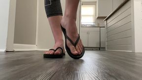 Flip Flop Modeling and Dangling Natural Toes