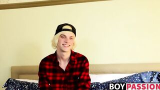 Twink blondie Kayden shares his solo adventure with everyone