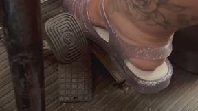 Sob o meu comando, consegue resistir?