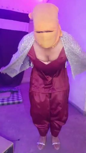 indian crossdresser in satin silk suit salwar high heels falshing everything