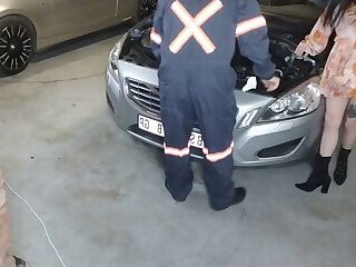 Housewife didnt have enough to fix her car