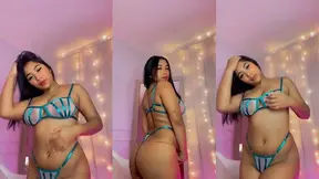 Hot Amateur Latina Dances Seductively Showing Off Her Curvy Body On Camera