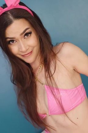 Naughty Bunny Needs a Cock! Fuck Me and Give Me a Facial!