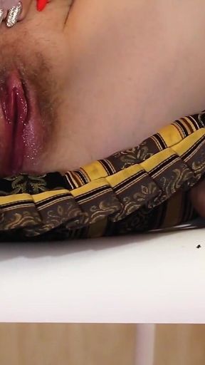 Oil on My Pussy