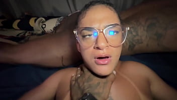 Acabei fudendo a mulher do meu T. I. O, a safada estava cheia de tes&atilde_o e acabei fudendo seu bucet&atilde_o e leitando gostoso. O corninho do meu tio chupou a sua buceta cheia de leite