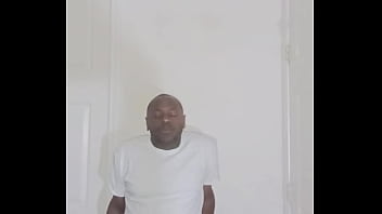 Returning after finishing running errands to do some more blogging in yellow about voice effects I remembered singing with for free that made some songs sound the way they sounded once 1