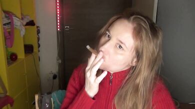 Red sweater blowjob with brown eyes