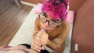 A safadinha da Sofie Lollipop me mamou até eu gozar na boca dela