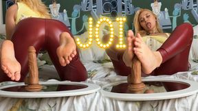 Tight Leather Leggings Footjob | 5-Minute Doggy Style Tease 🖤👣