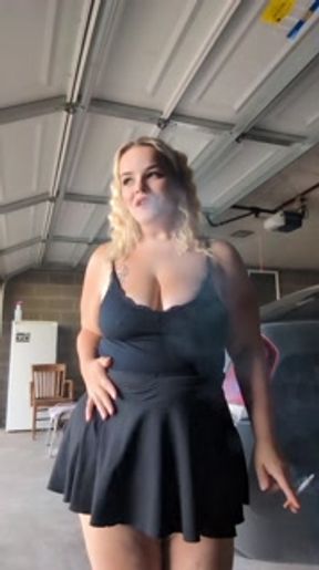 Smoking BBW TEASING TITS  FOR YOU