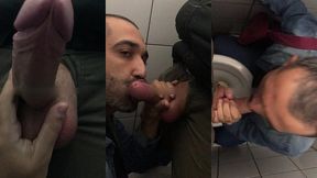 antes de ir trabalhar passei no mictorio do terminal e tinha esse cara na cabine. ele me chamou pra chupar a rola dele ate ele gozar.