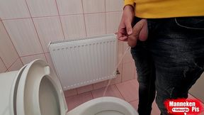 guy pisses in a public toilet and takes a selfie