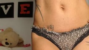 Tattooed Brunttee Stripping Down