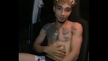 Dominicano latino, sexy, buen cuerpo, bailando sensual