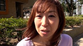 M921G09 A tall mature woman who has been playing a good housewife is frustrated with her husband who is not good at SEX ...