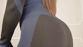 Leggings Tease & Dildo Fuck