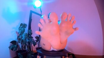 MimiPaul's Sizzling Stripper Show: Dominating His Cock with Latex Boots and Round Ass