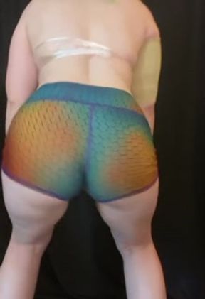 Sexy fat ass PAWG with cute tits electroclash alt club &nbsp;tease