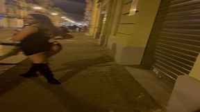 j’adore montrer mon cul dans la rue