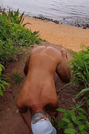 Ladysilva Showing off Her Tanned Ass on the Beach