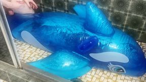 Hump and cum on Intex 2m blue whale part filled with water