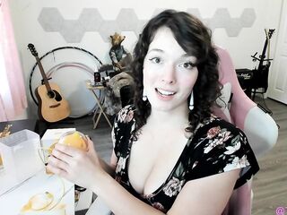Peachu Pink Punch Clitoral Sucking Sex tool Review