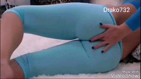 Hermosa Karina masturb&aacute_ndose