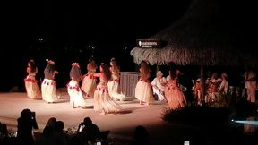c est juste magnifique et envoutant, n est-ce pas ? tahiti dance tamure