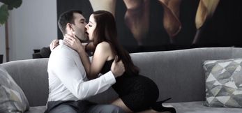 Vanna Bardot penetrated by massive cock for every